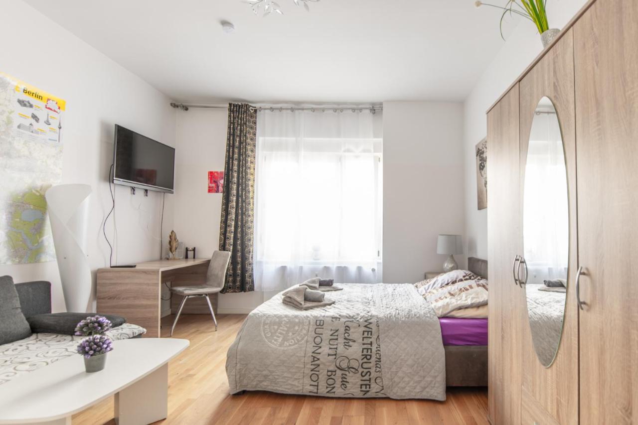 A Stylish Apartment In The Center Of True Berlin Kültér fotó